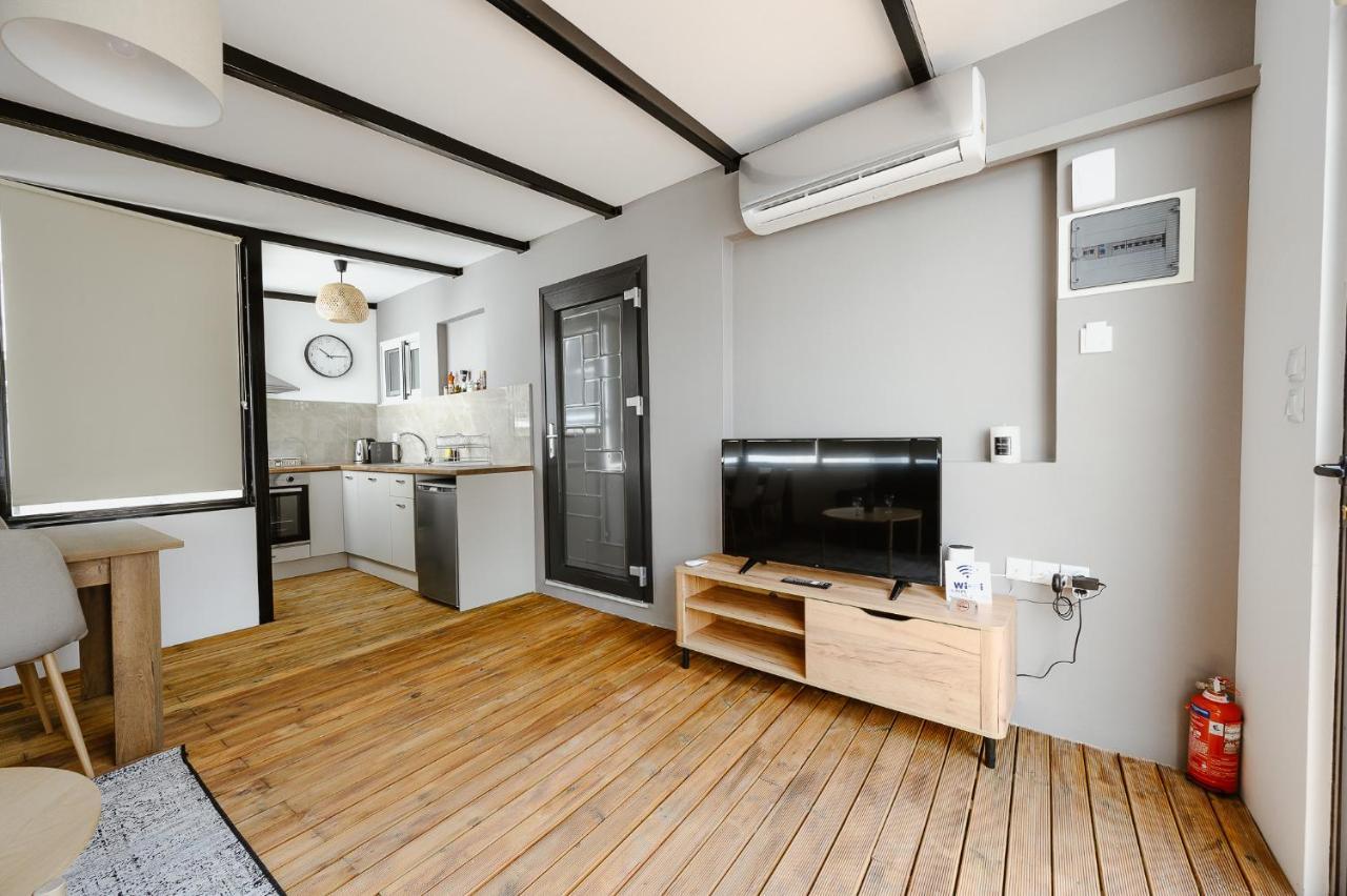 Lb Luxury Apartments โวโลส ภายนอก รูปภาพ