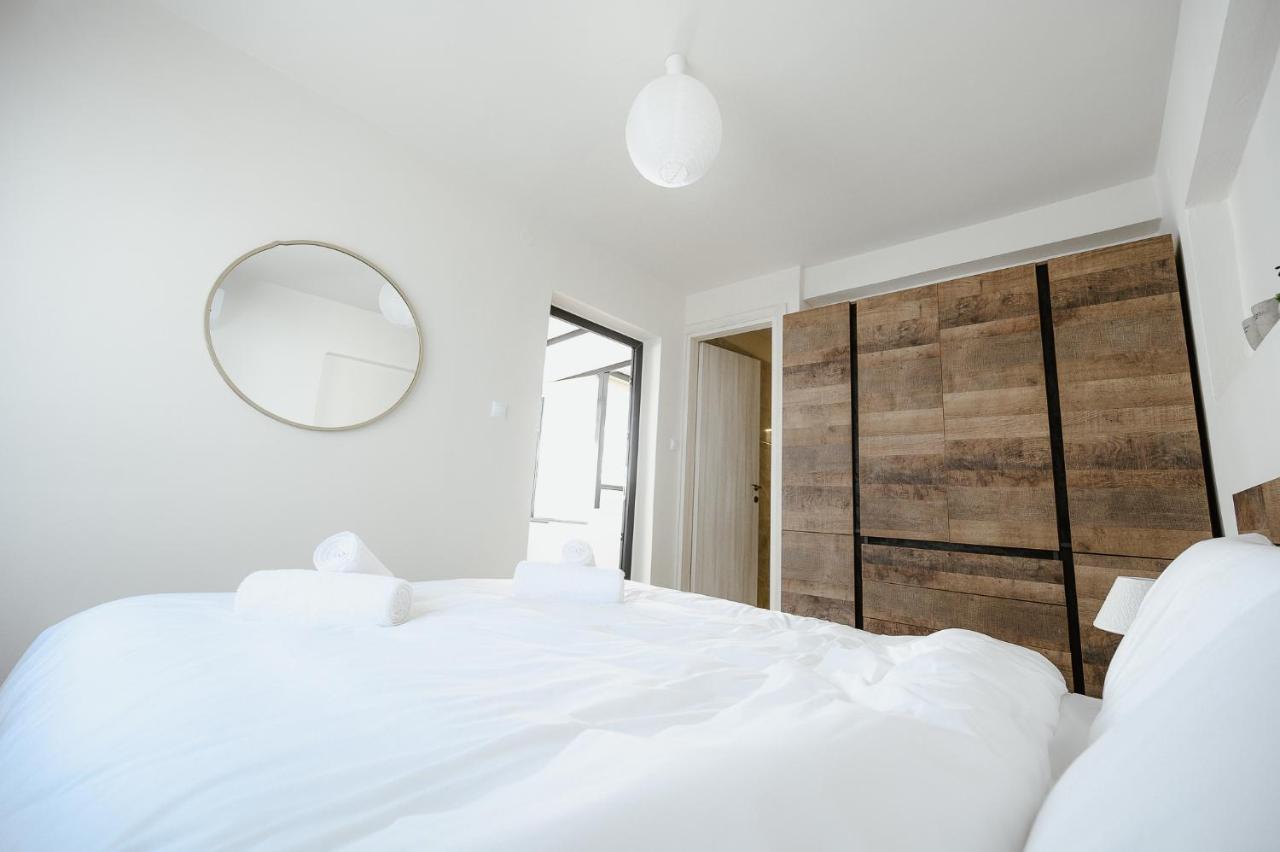 Lb Luxury Apartments โวโลส ภายนอก รูปภาพ